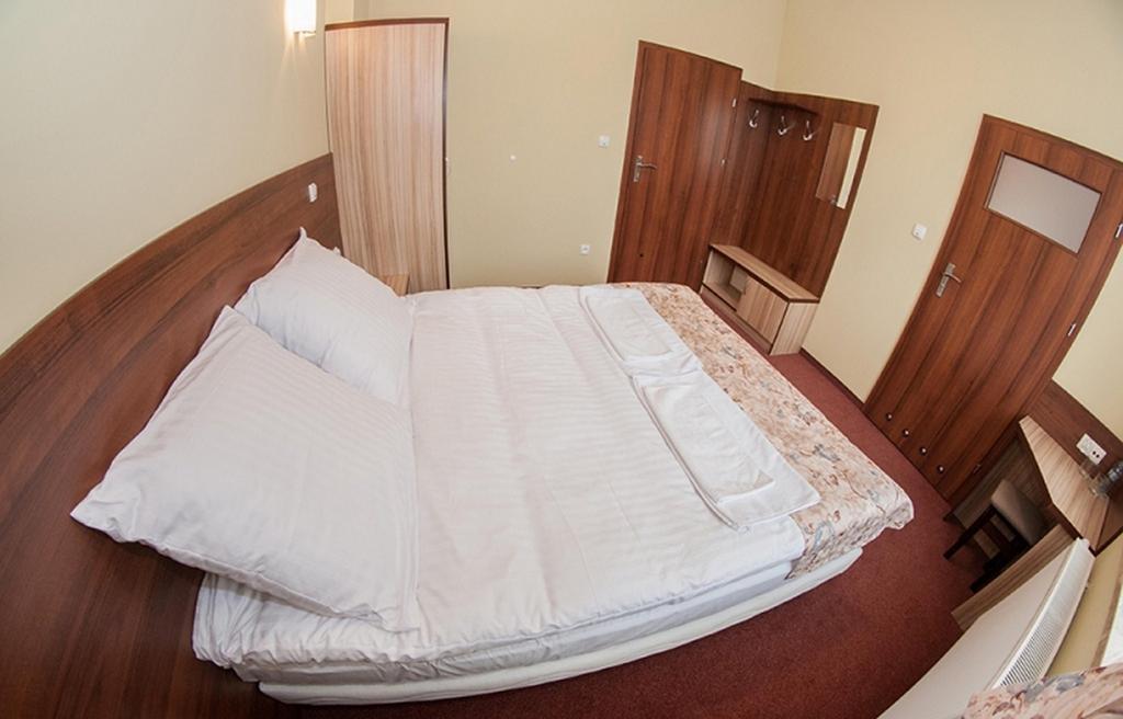 Vera Hotel Sulechów Quarto foto